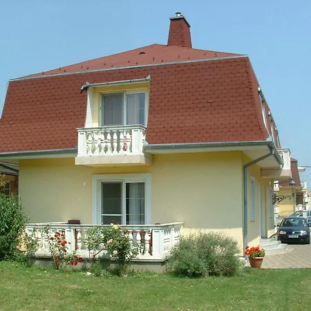 Apartmanhaz Cedrus 8 شقة زلاكاروس