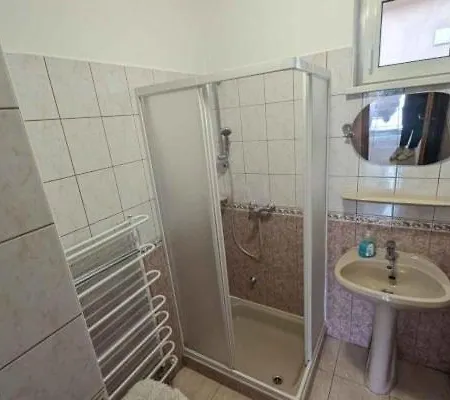 Lägenhet Apartmanhaz Cedrus 8